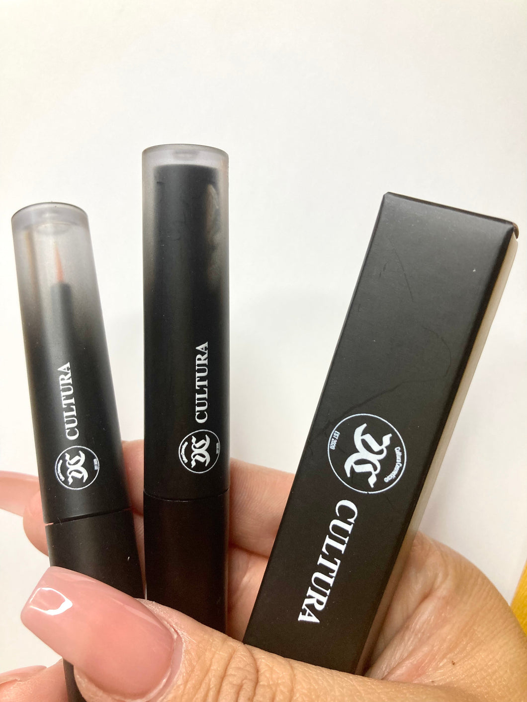 La Lash Glue Bundle