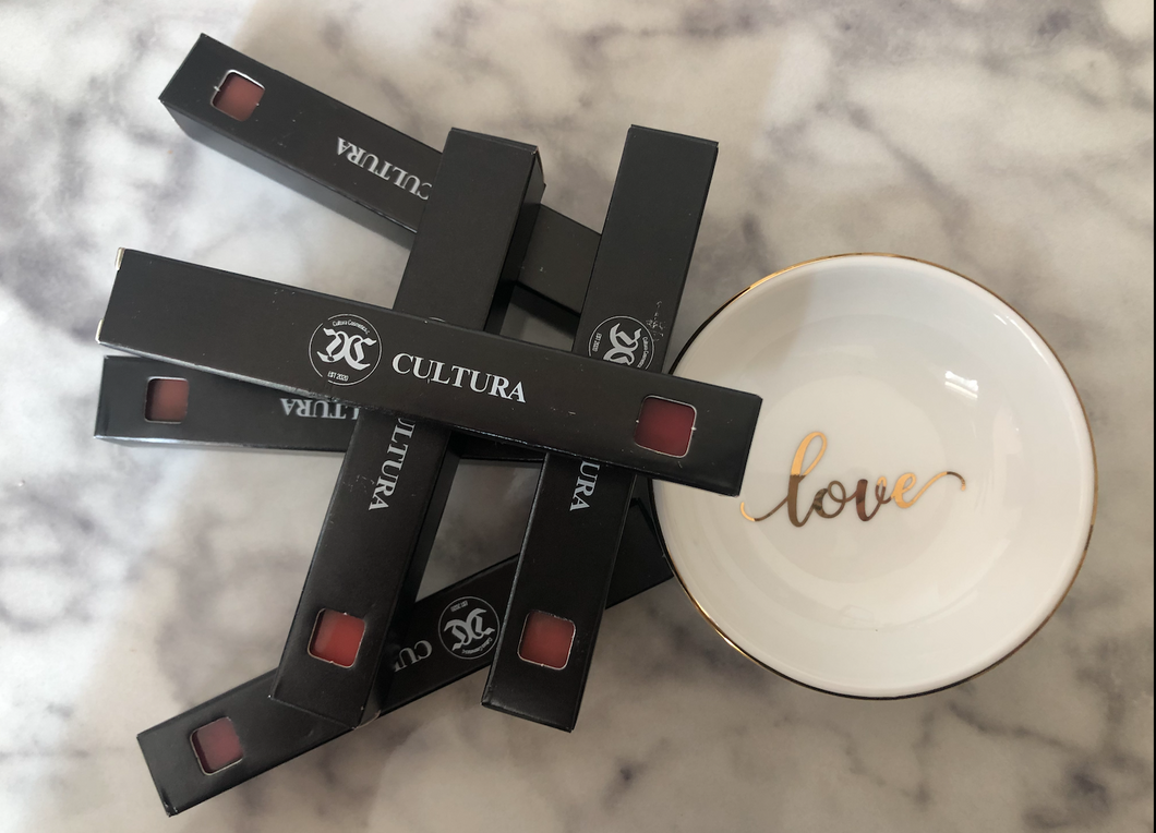 Cultura Cosmetic Lippie bundle