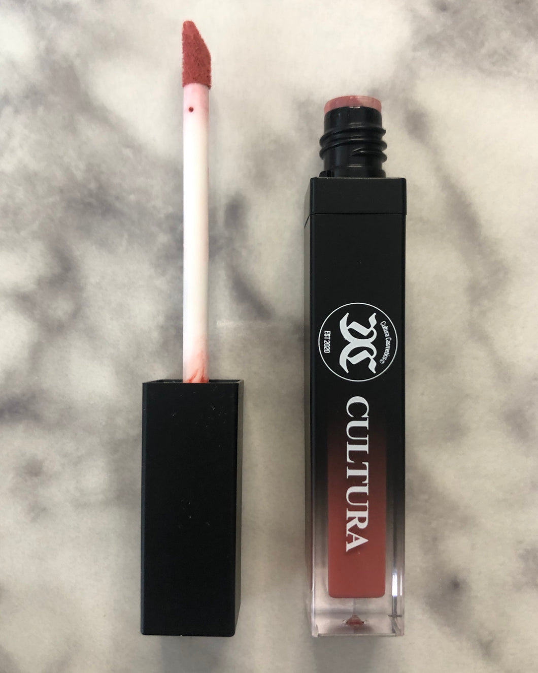 La Liquid Matte Lippie - #Comadre