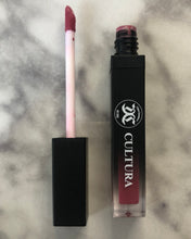 Load image into Gallery viewer, Cultura Cosmetic Lippie bundle
